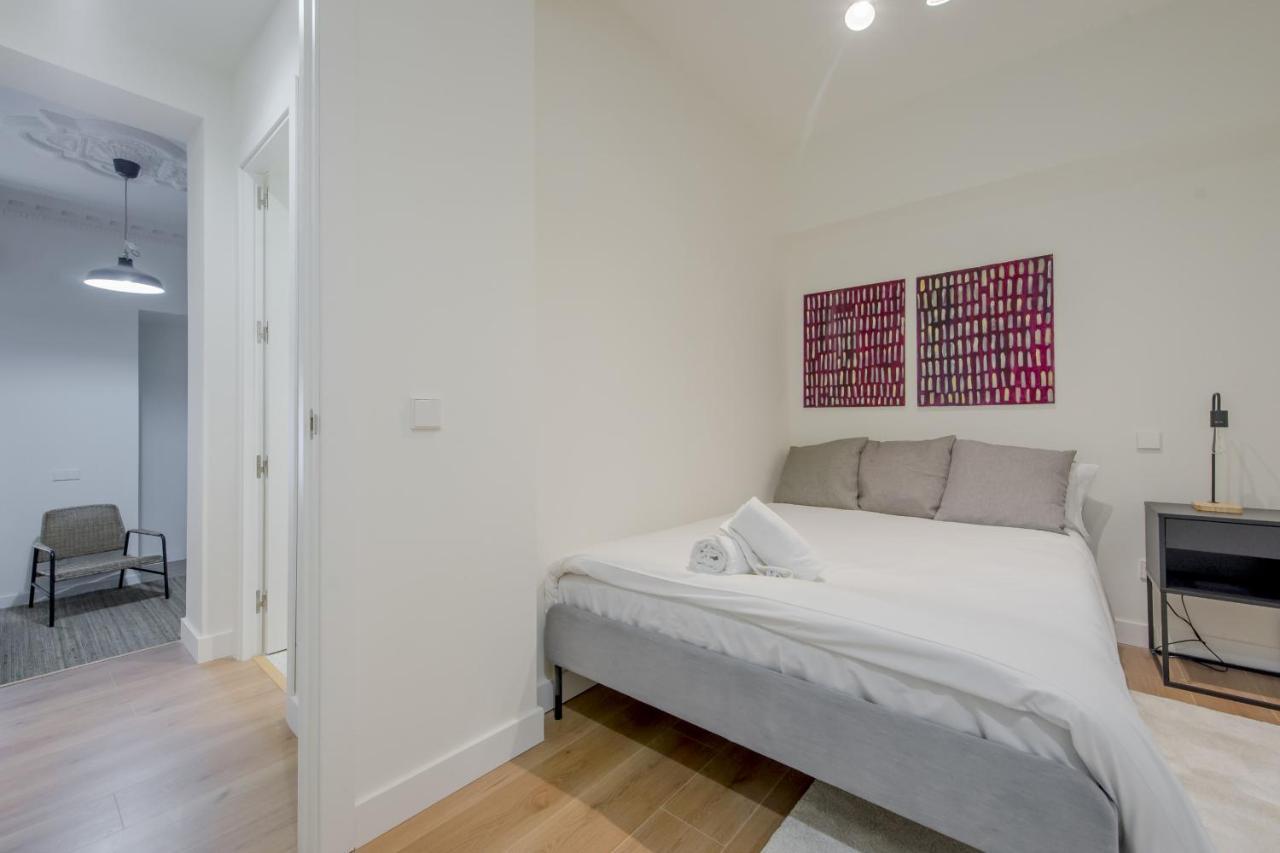 Modern Apt & Cool Interior Design En El Retiro Lejlighed Madrid Eksteriør billede