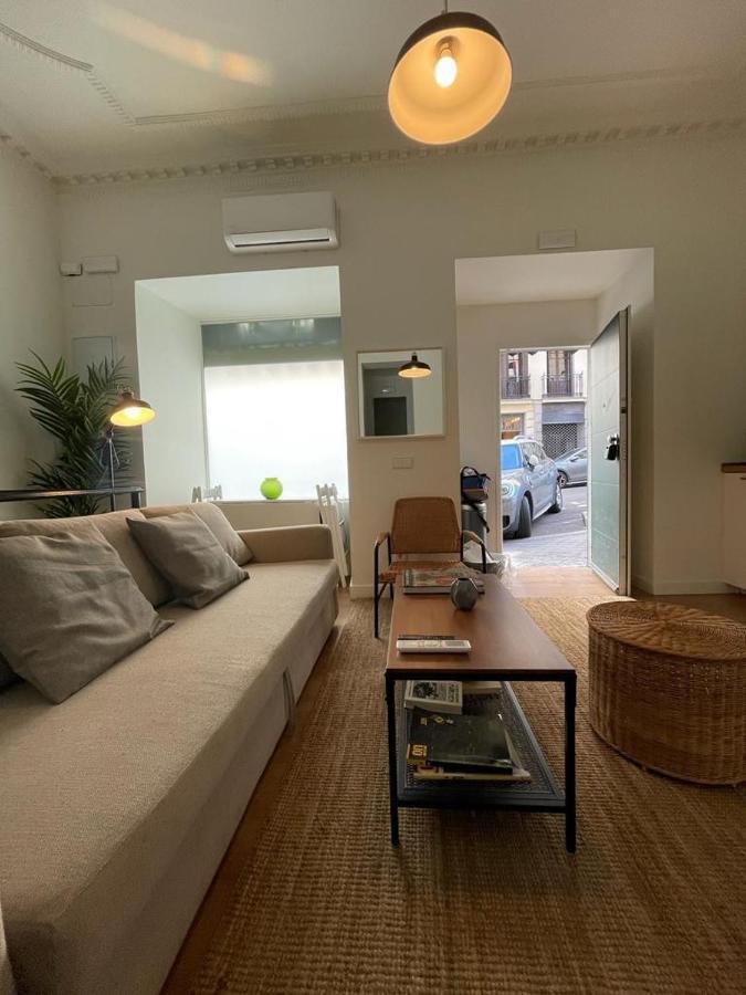 Modern Apt & Cool Interior Design En El Retiro Lejlighed Madrid Eksteriør billede